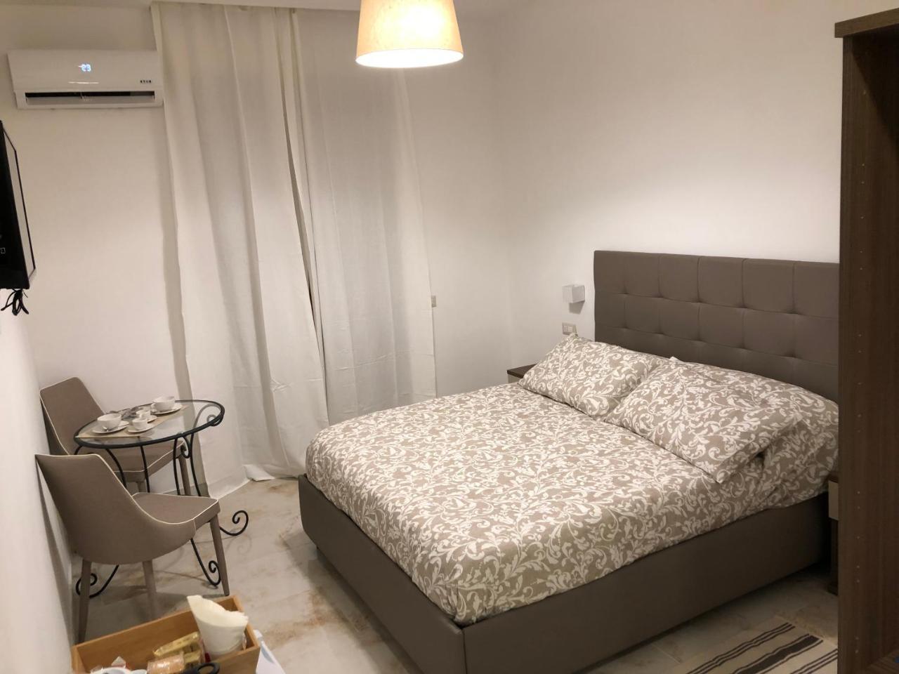 Antonietta De Pace Rooms By Napoli Milionaria B&B Eksteriør billede
